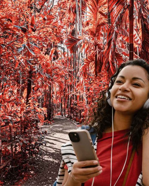 woman-listens-to-podcast